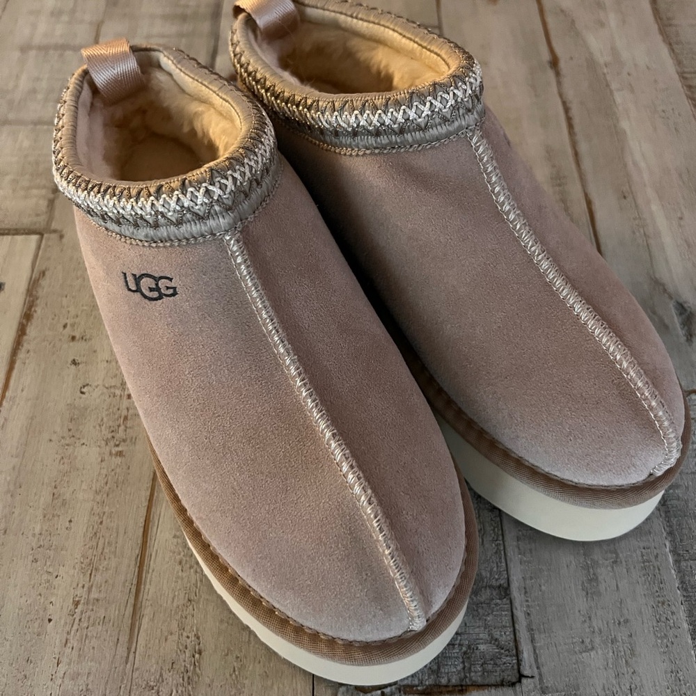UGG Tazz Slippers